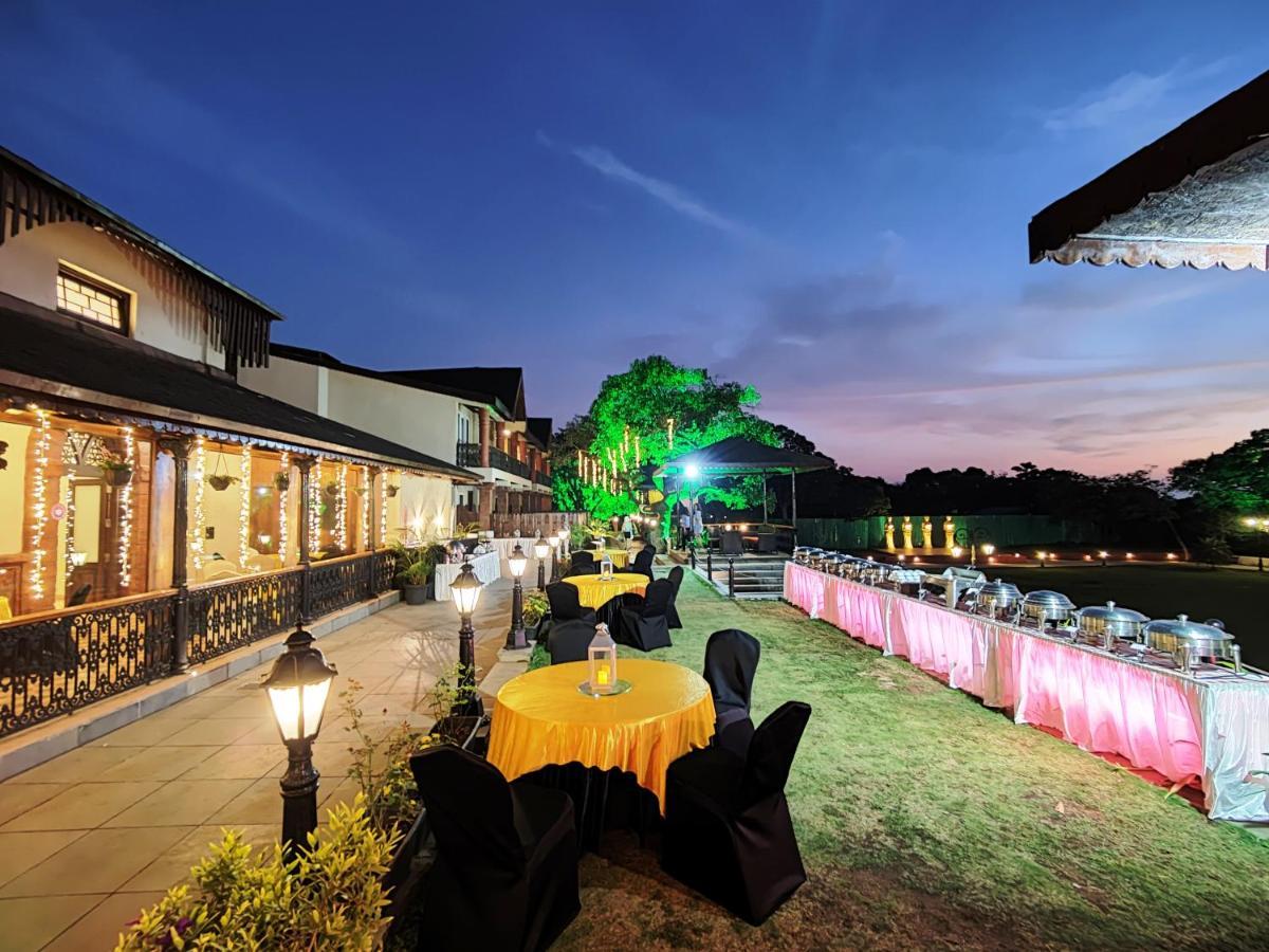 Regenta Mpg Club Mahabaleshwar Hotel Eksteriør billede