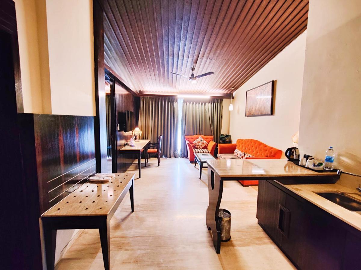 Regenta Mpg Club Mahabaleshwar Hotel Eksteriør billede