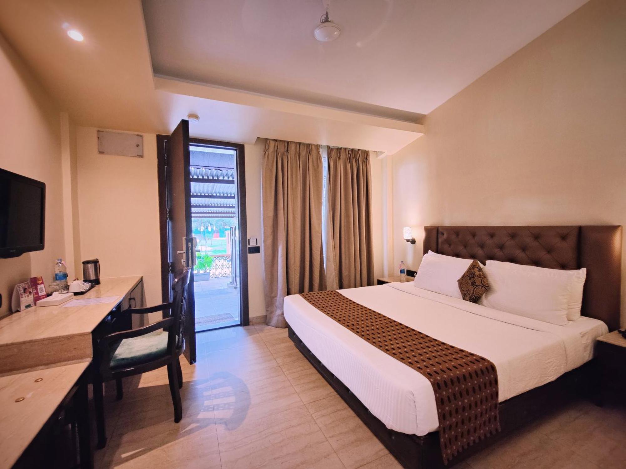 Regenta Mpg Club Mahabaleshwar Hotel Eksteriør billede